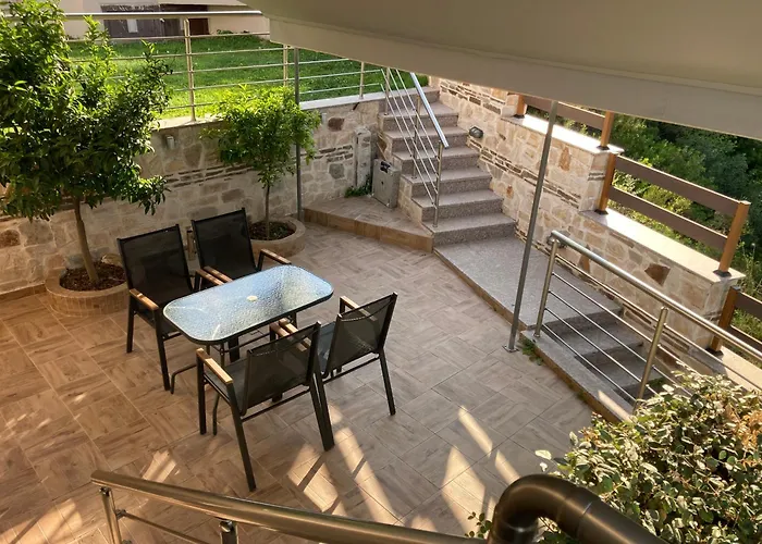 Thealos Appartement *