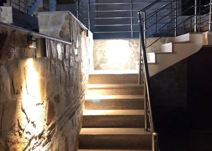 Thealos Apartman Vurvurú